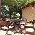 Bellajo - Rustiche Con Piscina Ferienhaus
