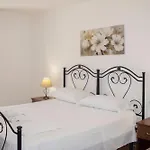 Bellajo - Rustiche Con Piscina *