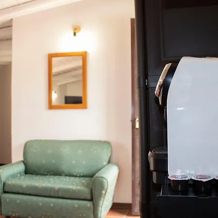 Bellajo - Rustiche Con Piscina