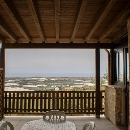 Bellajo - Rustiche Con Piscina