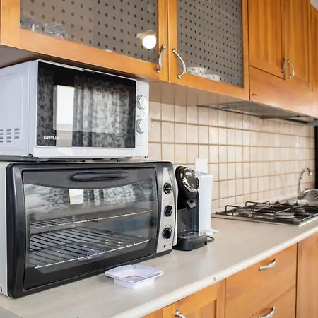 Bellajo - Rustiche Con Piscina