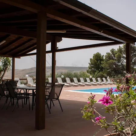 Bellajo - Rustiche Con Piscina Casa vacanze