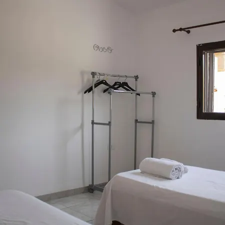 Casa vacanze Bellajo - Rustiche Con Piscina