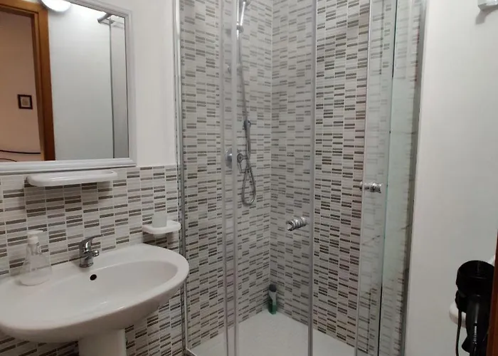 Bellajo - Rustiche Con Piscina