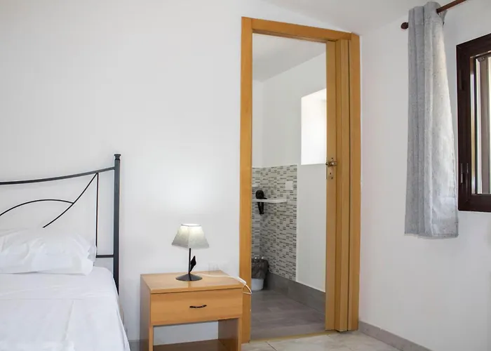 Bellajo - Rustiche Con Piscina *