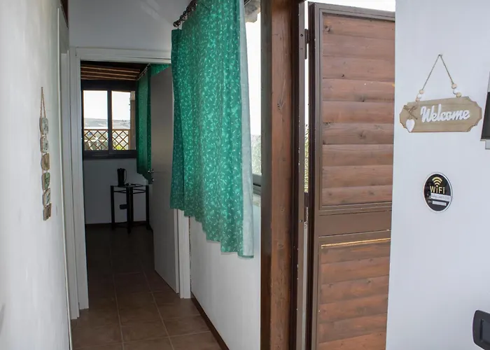 Bellajo - Rustiche Con Piscina *