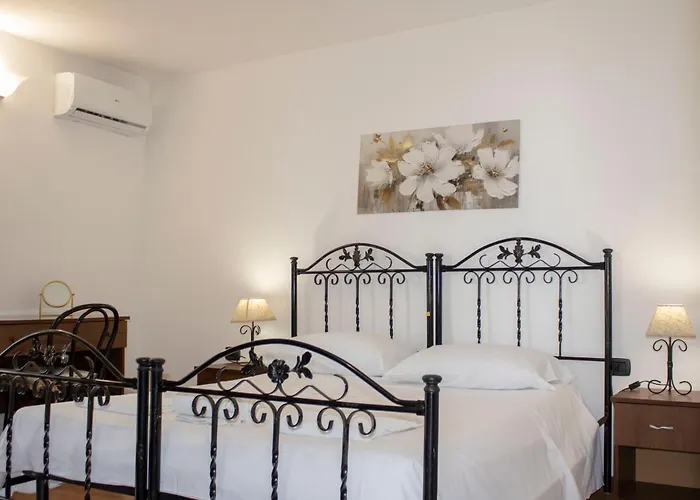 Bellajo - Rustiche Con Piscina * Agrigento